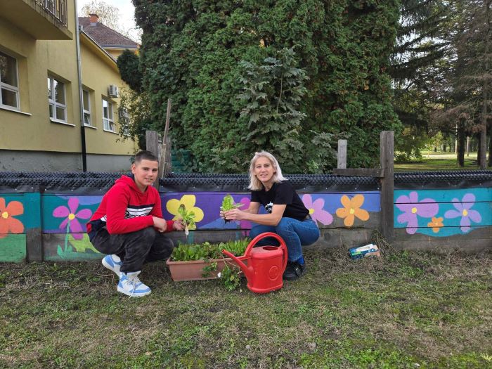 Jesenji radovi u školskom vrtu napreduju