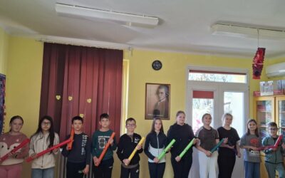 STEM I UMJETNOST U RITMU BOOMWHACKERSA